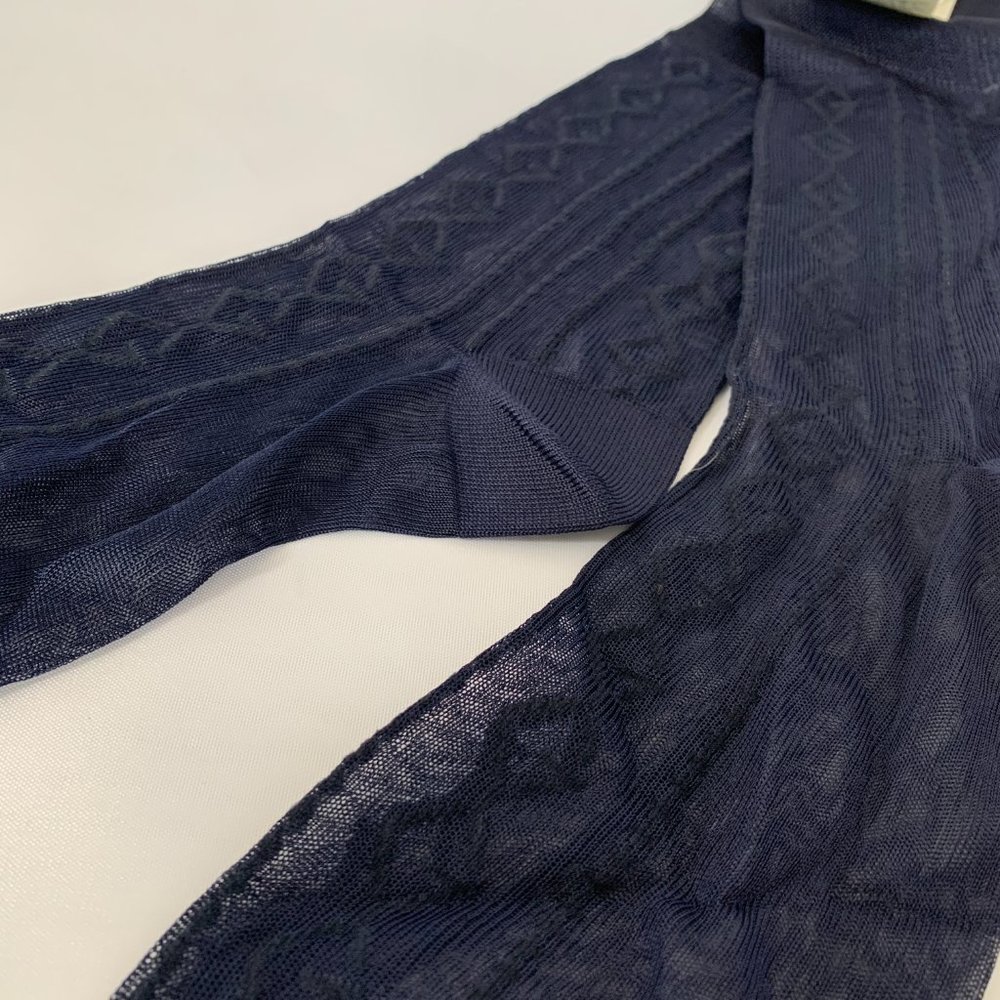 Gucci Diamond GG Mesh Socks in Midnight Blue New With Tags - Picture 5 of 8